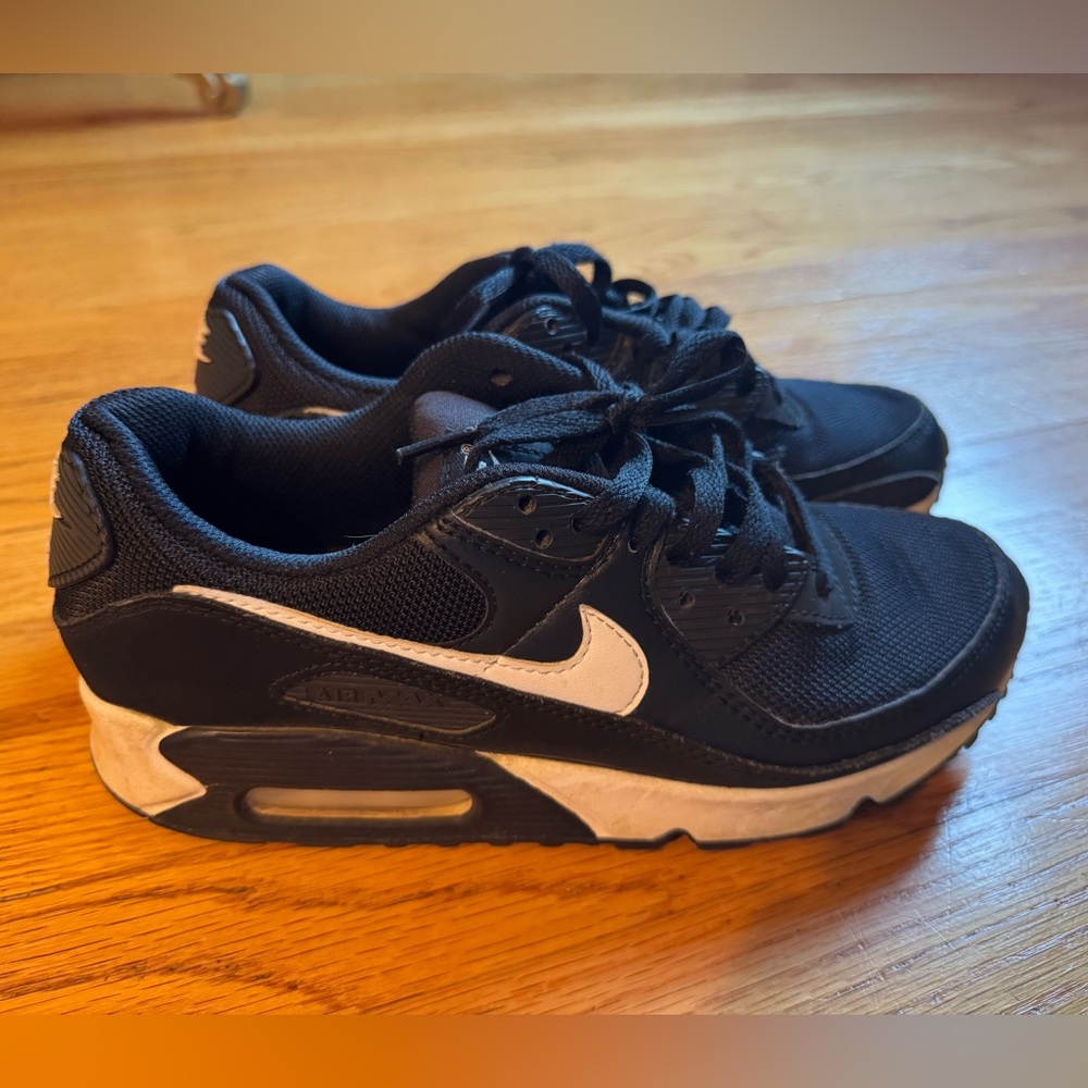 Nike Women's Air Max 90 Casual Sneakers